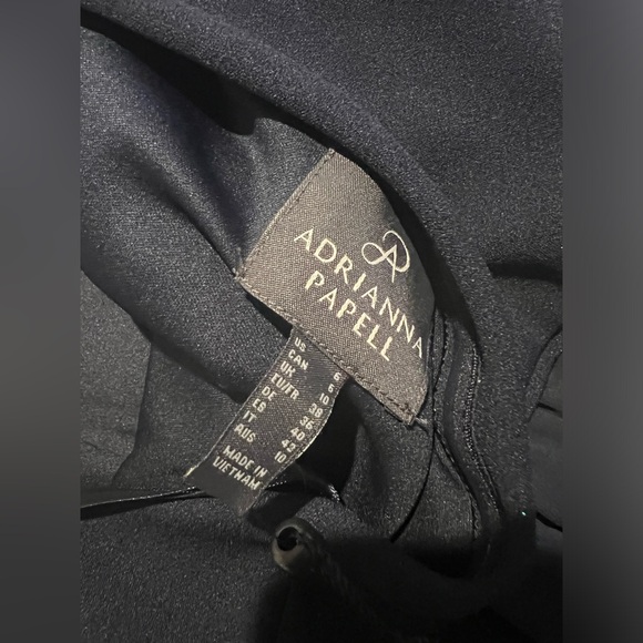 ADRIANNA PAPELL One-Shoulder Chiffon Gown - Picture 4 of 7